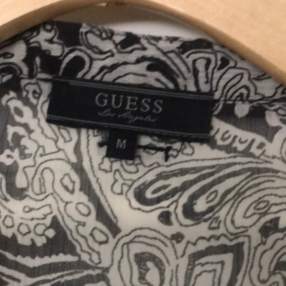 Guess - Picture 3 of 8